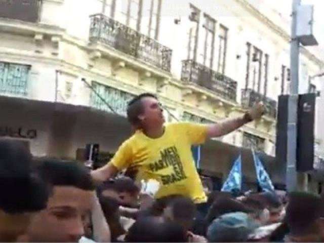 Bolsonaro &eacute; transferido para hospital Albert Einstein em S&atilde;o Paulo