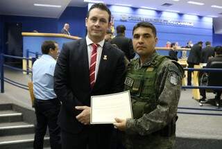 Vereadores voltam a homenagear PMs por morte de acusados em confrontos
