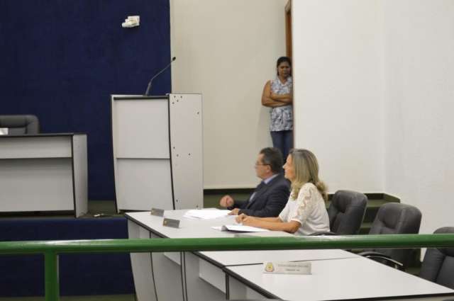 Com maioria dos vereadores afastados, sess&atilde;o na C&acirc;mara dura 60 segundos