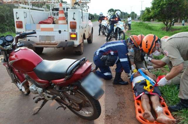  Motociclista sai quase ileso na colisão com caminhonete na BR -359