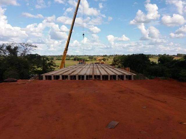 Obras na ponte de concreto sobre o Rio Santo Ant&ocirc;nio est&atilde;o 95% conclu&iacute;das