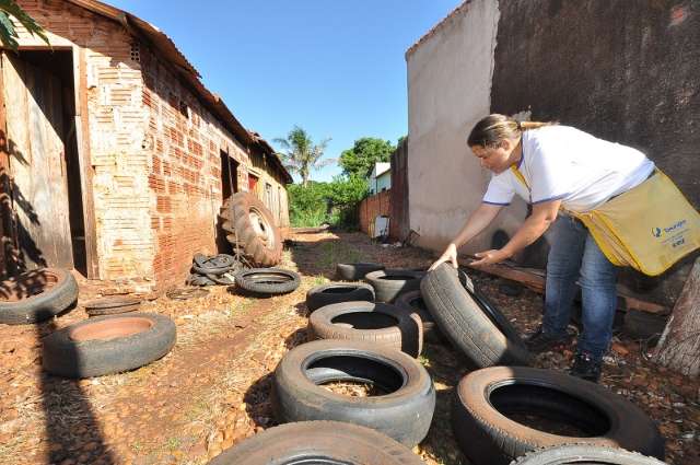 Prefeitura de Dourados faz mutir&atilde;o para controlar dengue 