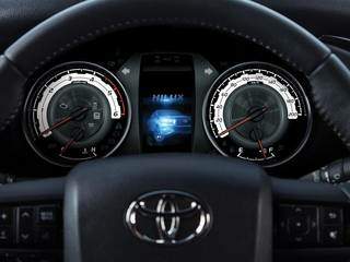 Testamos a Toyota Hilux SRX 2019