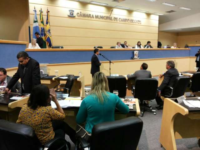 Mesmo com d&uacute;vidas, vereadores aprovam recurso para hospital infantil