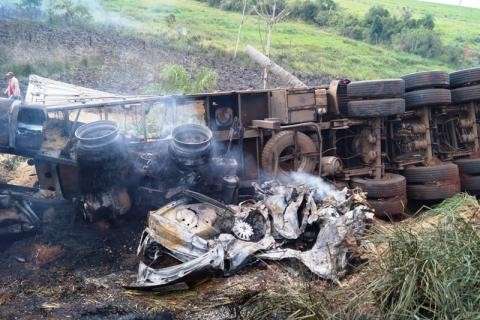 Morador de Navira&iacute; morre carbonizado em acidente na BR-163