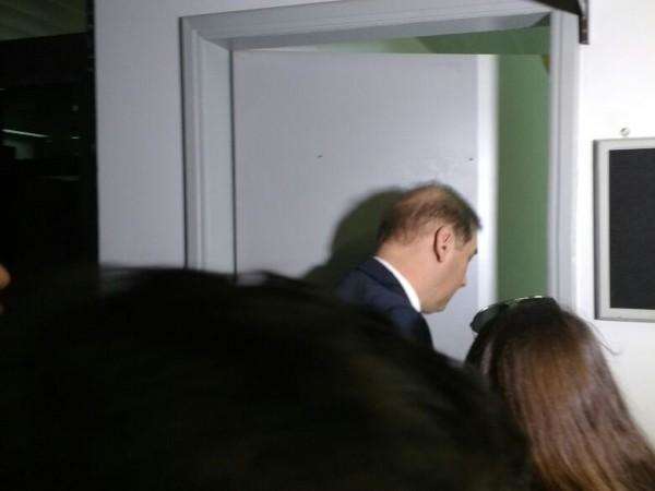 Omep, Seleta e Bernal tentam acordo em reuni&atilde;o a portas fechadas