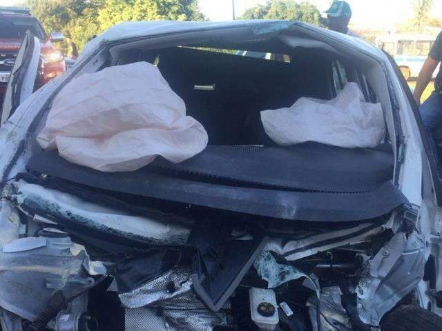 Pai de beb&ecirc; arremessado contra muro n&atilde;o tem CNH, diz pol&iacute;cia