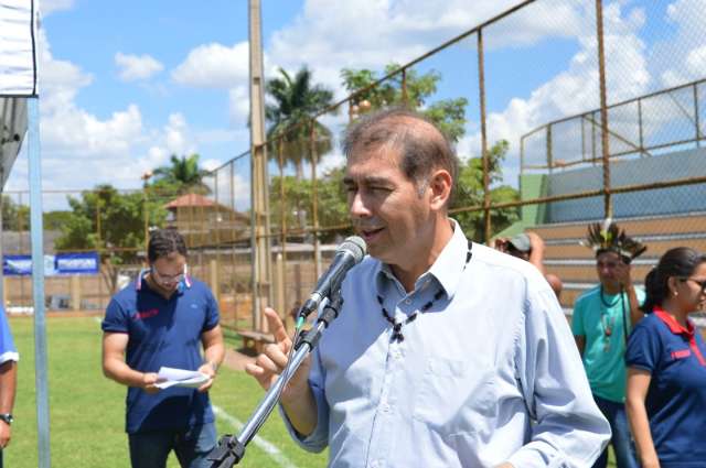 Prefeito promete analisar com calma &#039;lei da morda&ccedil;a&#039; nas escolas da Capital