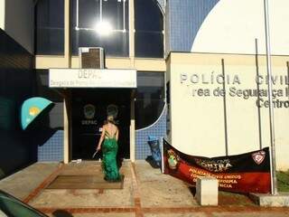 Festa de formatura vira briga generalizada e termina na delegacia 
