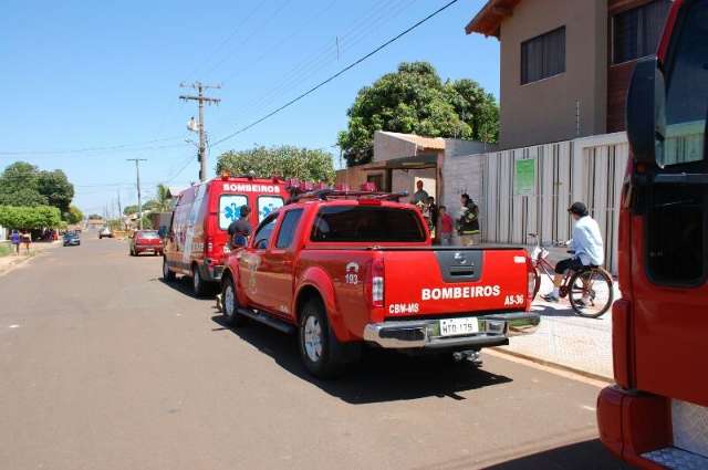 Ap&oacute;s tentar matar mulher, homem ateia fogo em m&oacute;veis para se vingar