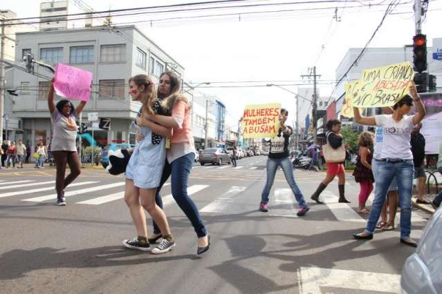 Entidades promovem a&ccedil;&otilde;es contra o aborto e explora&ccedil;&atilde;o sexual
