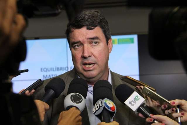 Governo descarta venda da Sanesul para garantir renegocia&ccedil;&atilde;o da d&iacute;vida