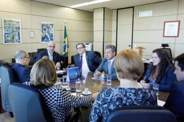 Nova Andradina est&aacute; a caminho de ganhar 2 faculdades de Engenharia