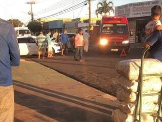 Trânsito na Tembés, no cruzamento com a rua Tupi, foi interrompido.
