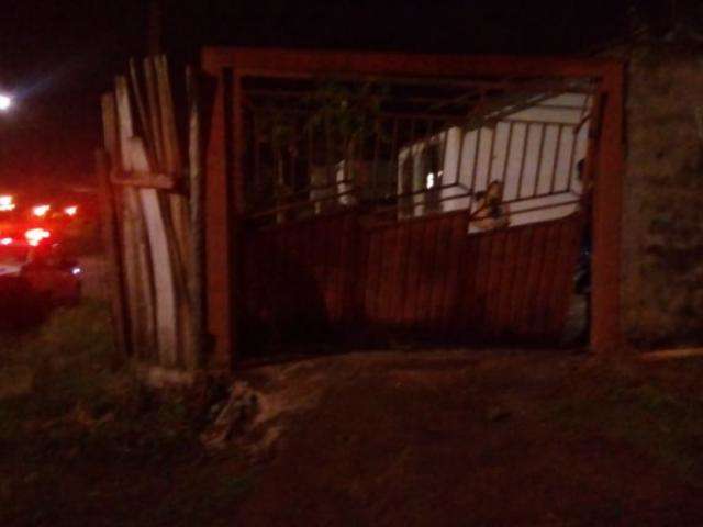 Fora da Unei h&aacute; 2 semanas, adolescente &eacute; apreendido com Uno furtado