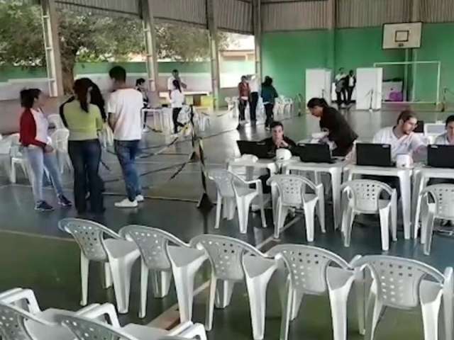 Governo faz &ldquo;teste&rdquo; da Caravana da Sa&uacute;de em escola estadual