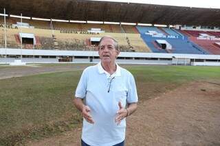 Alberto quer deixar o estádio com uma partida de futebol e, claro, no mesmo dia e mês que eu entrou: 6 de junho. (Foto: Paulo Francis)