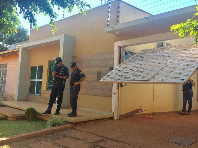 Homem ligado a traficantes brasileiros &eacute; executado a tiros na fronteira