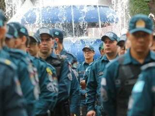 Policiais militares que atuam na segurança de Campo Grande. (Foto: Marcos Maluf) 