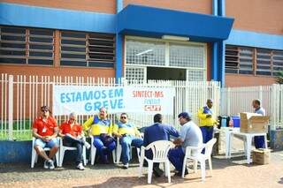 Funcionários dos Correios ficaram 22 dias em greve (Foto: Marcos Ermínio)