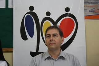 Bernal assina hoje contratos para conserva&ccedil;&atilde;o de pra&ccedil;as