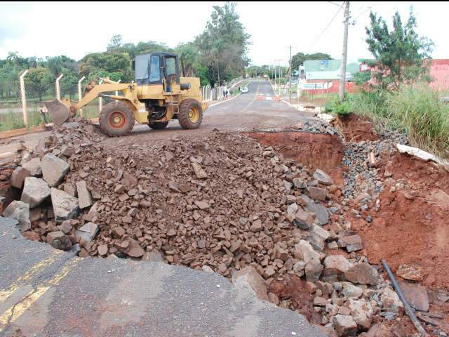  Obra na Spipe Calarge ficar&aacute; pronta at&eacute; este domingo, informa Agetran 