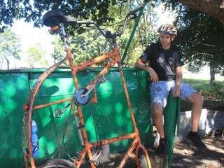 Francisco criou a &quot;Girafa Bike&quot;. (Foto: Marina Pacheco)