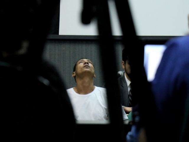 R&eacute;u por matar amigo a facadas ganha a liberdade durante julgamento 