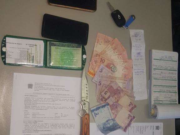 Suspeito de roubar carro de motorista de aplicativo &eacute; preso por embriaguez 