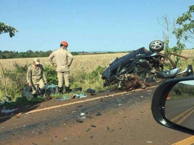 Pol&iacute;cia registra 10 mortes em rodovias estaduais durante o feriad&atilde;o