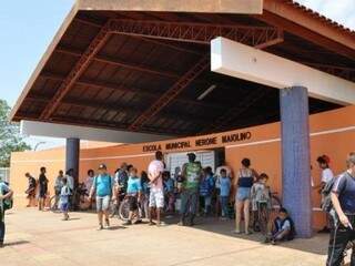 Fachada de escola municipal em Campo Grande, onde a Prova Brasil também foi aplicada, em 2017. (Foto: Divulgação/Semed)