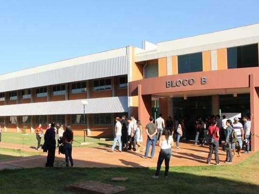 Professores da UFGD decidem sexta se v&atilde;o aderir &agrave; greve contra o governo