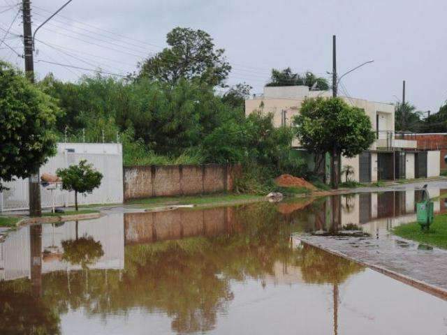 Domingo de p&aacute;scoa &eacute; marcado por chuva e temperaturas amenas