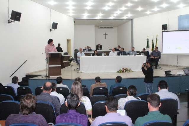 Prefeitos de oito munic&iacute;pios se re&uacute;nem para discutir sa&uacute;de p&uacute;blica em MS
