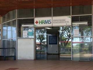 Hospital Regional divulgou nota sobre atendimento à gestante de 15 anos e morte de bebê. (Foto: Henrique Kawaminami)