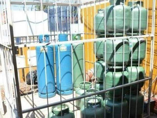 Pre&ccedil;o do GLP industrial da Petrobras cai 6,3% amanh&atilde; para as distribuidoras