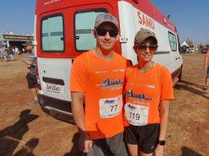 Competidores enfrentam calor e tempo seco em corrida nos Jogos Radicais