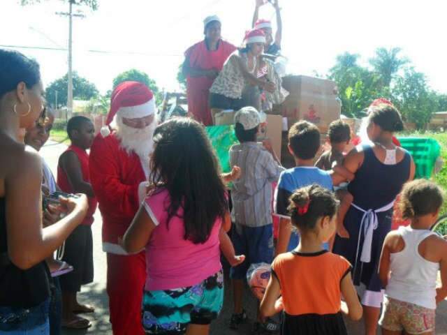  Campanha doa brinquedos a 900 crian&ccedil;as de quatro bairros da Capital