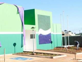 Nova sede da DEAM de Dourados, que será inaugurada na segunda-feira (Foto: Helio de Freitas)