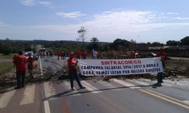 Trabalhadores liberam BR-163 e prometem protestar em Campo Grande nesta quinta