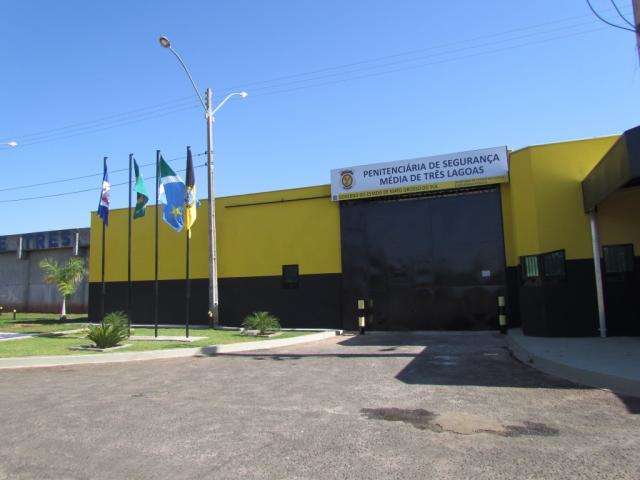Superlota&ccedil;&atilde;o leva juiz a proibir transfer&ecirc;ncias de internos para pres&iacute;dio