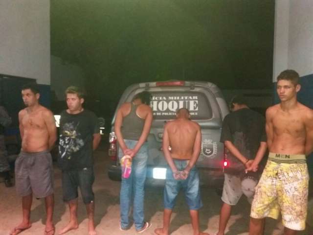Prevendo noite tensa, pol&iacute;cia intensifica rondas em pontos cr&iacute;ticos