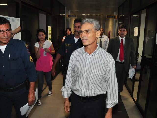  Siqueira se apresenta &agrave; Justi&ccedil;a, ap&oacute;s ficar foragido desde novembro