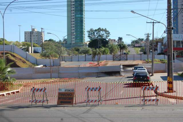  Novo ordenamento vi&aacute;rio pr&oacute;ximo a shopping fica pronto at&eacute; novembro