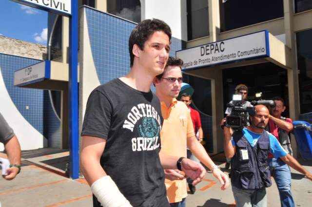  Defesa de v&iacute;tima de homofobia questiona puni&ccedil;&atilde;o para agressores