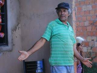 Gentil Machado, que em entrevista admitiu querer um lote na área pública (Foto: Marina Pacheco)