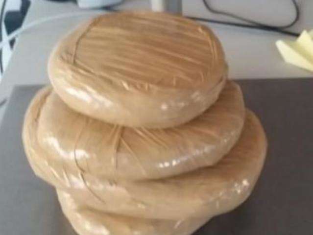 Com droga escondida em espartilho, traficante &eacute; preso na BR-262 