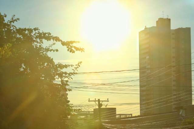 Calor passa dos 36°C e município de MS está entre os mais quentes do país