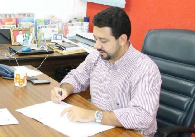 Justi&ccedil;a afasta prefeito de Itapor&atilde; por 180 dias e determina bloqueio de bens