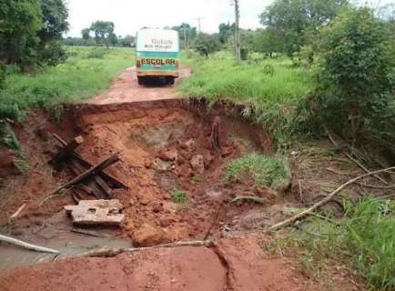 Chuva forte isola área rural e Prefeitura decreta situação de emergência 